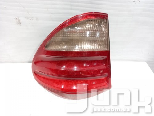 Фонарь левый в крыле для Mercedes W210 oe A2108205364 разборка бу