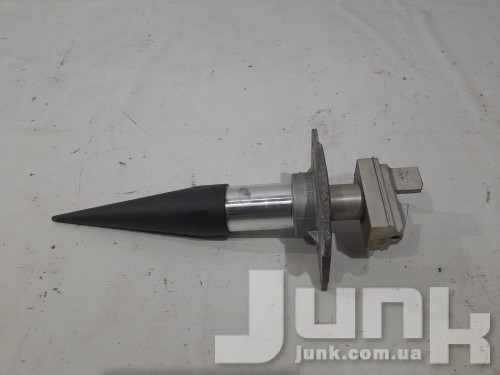 Ударопоглощающий элемент  заднего бампера правый для Audi A8 D3 oe 4E0807358B разборка бу