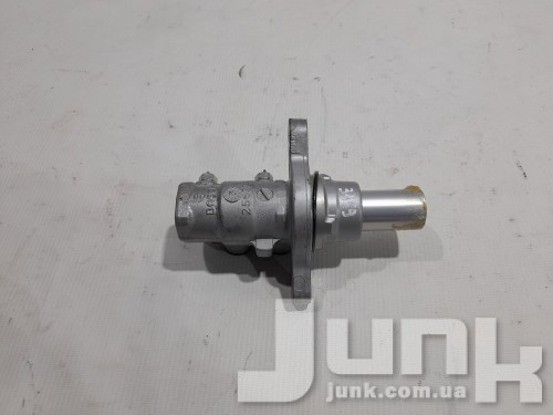 Главный тормозной цилиндр для Infiniti Q50 oe D60104GK5A разборка бу