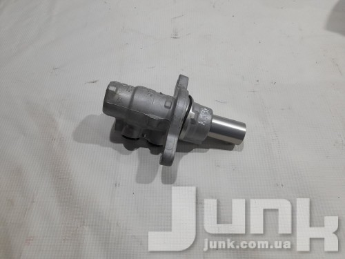 Главный тормозной цилиндр для Infiniti Q50 oe D60104GK5A разборка бу