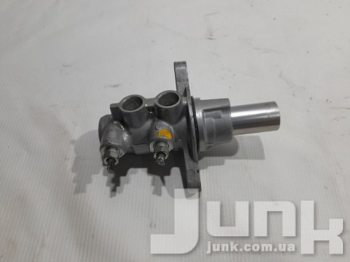 Главный тормозной цилиндр для Infiniti Q50 oe D60104GK5A разборка бу