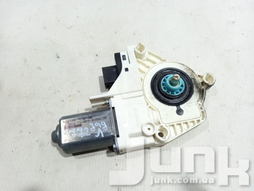 Моторчик стеклоподъемника двери задней левой для Audi S6 C6 oe 4F0959801C запчасти бу Моторчик стеклоподъемника двери задней левой для Audi S6 C6 oe 4F0959801C разборка бу