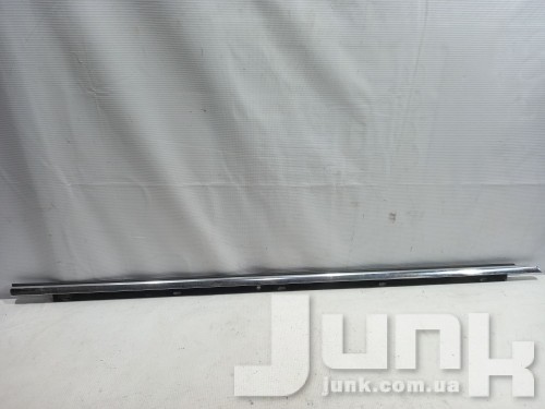 Молдинг стекла передней правой двери для Audi S6 C6 oe 4F0853284C2ZZ разборка бу