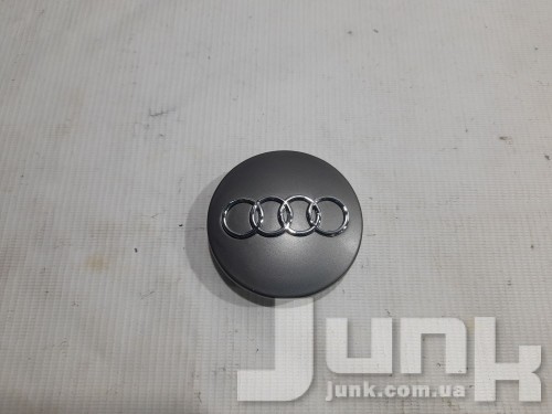 Заглушка в диск для Audi A4 B8 oe 8D0601170 разборка бу