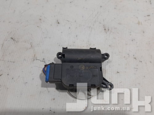 Сервопривод заслонки печки для Audi A4 B6 oe 8E1820511C разборка бу