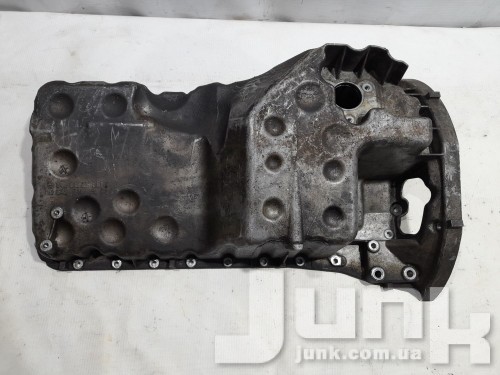Масляный поддон для Мерседес W203 Ц-класс oe R6460141902 разборка бу