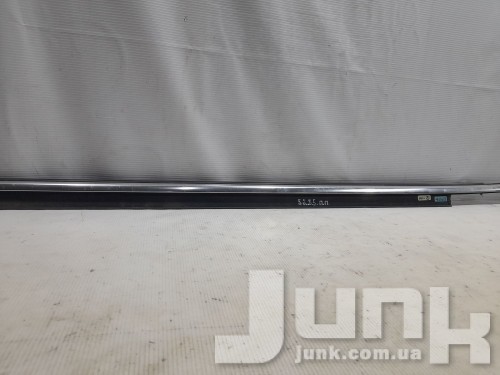 Молдинг стекла передней правой двери для Audi S5 B8 oe 8T0853284C2ZZ запчасти бу Молдинг стекла передней правой двери для Audi S5 B8 oe 8T0853284C2ZZ разборка бу