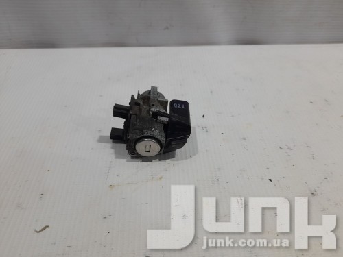 Личинка замка левой двери для Mercedes W212 oe A2047600377 запчасти бу Личинка замка левой двери для Mercedes W212 oe A2047600377 разборка бу