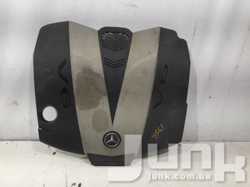 Крышка двигателя для Mercedes W212 oe A6420105767 запчасти бу Крышка двигателя для Mercedes W212 oe A6420105767 разборка бу