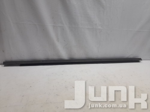 Молдинг стекла передней правой двери для Dodge Journey oe 05076856AD разборка бу