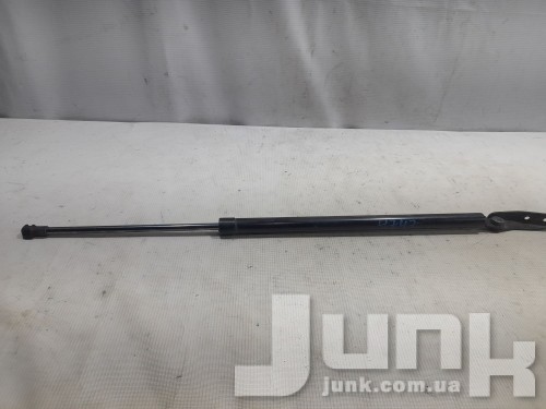 Амортизатор багажника правый для Nissan Rogue T32 oe 904504BA0B разборка бу