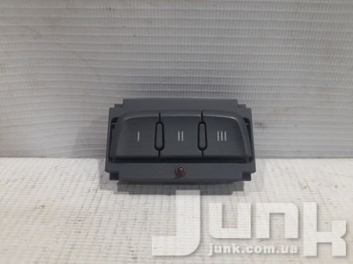 Пульт управления приводом ворот для Audi S5 B8 oe 8K0959719B запчасти бу Пульт управления приводом ворот для Audi S5 B8 oe 8K0959719B разборка бу