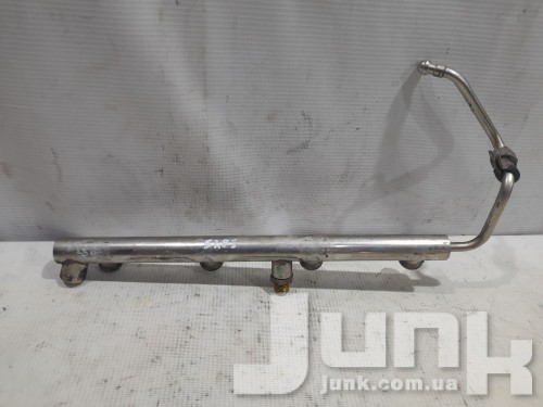 Топливная рампа для Audi S5 B8 oe 079133316BC запчасти бу Топливная рампа для Audi S5 B8 oe 079133316BC разборка бу