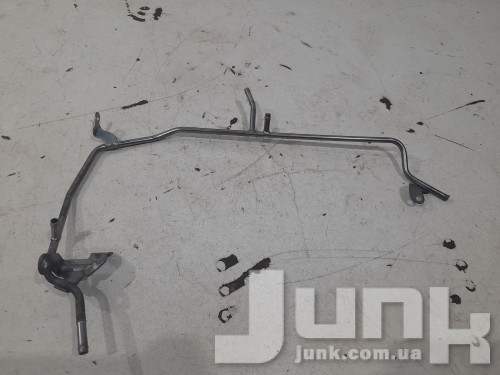 Трубка системы охлаждения для Вольксваген Passat B7 oe 06K121075R разборка бу