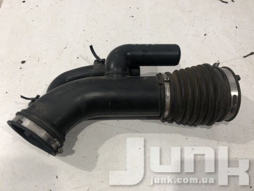 Патрубок воздушного фильтра для Dodge Journey oe 68045122AD запчасти бу Патрубок воздушного фильтра для Dodge Journey oe 68045122AD разборка бу