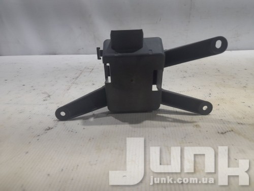 Кронштейн для Audi S5 B8 oe 8K0907179A запчасти бу Кронштейн для Audi S5 B8 oe 8K0907179A разборка бу