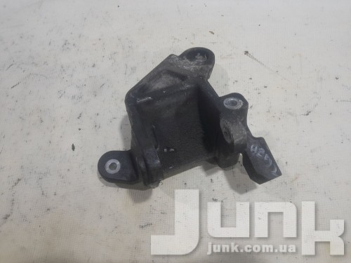 Кронштейн двигателя для Dodge Journey oe 05090606AA разборка бу