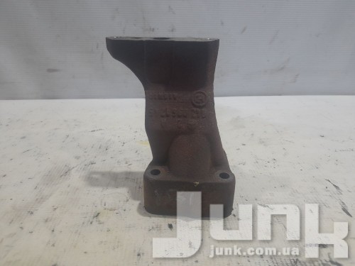 Кронштейн крепления турбины для Mercedes W212 oe A6420961745 разборка бу