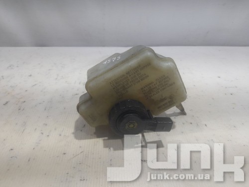 Бачок главного тормозного цилиндра для Skoda Octavia A5 oe 1K1611301D запчасти бу Бачок главного тормозного цилиндра для Skoda Octavia A5 oe 1K1611301D разборка бу
