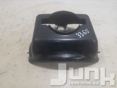 Кожух бачка тормозной жидкости для Audi S4 B8 oe 8K0611367A разборка бу