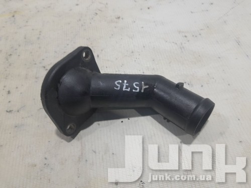 Крышка термостата для Skoda Octavia A5 oe 06A121121C запчасти бу Крышка термостата для Skoda Octavia A5 oe 06A121121C разборка бу