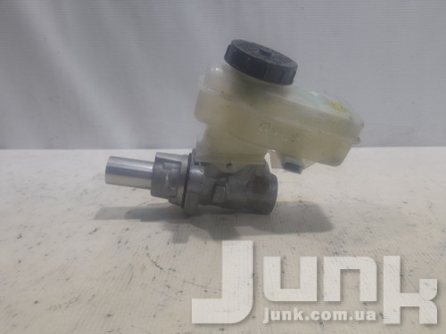 Главный тормозной цилиндр с бачком для Infiniti Q70 (M37) oe D60101MK0A разборка бу