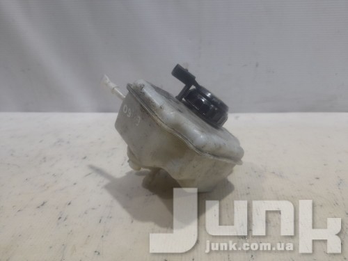 Бачок главного тормозного цилиндра для Вольксваген Passat B7 oe 1K1611301E запчасти бу Бачок главного тормозного цилиндра для Вольксваген Passat B7 oe 1K1611301E разборка бу