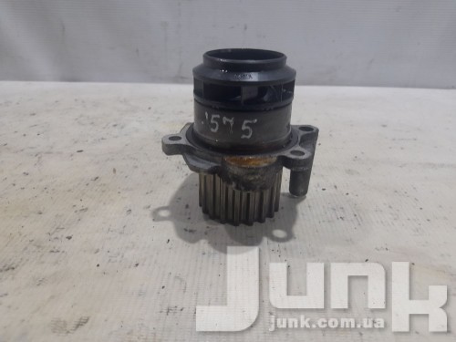 Водяная помпа (насос охлаждения) для Skoda Octavia A5 oe 038121031F запчасти бу Водяная помпа (насос охлаждения) для Skoda Octavia A5 oe 038121031F разборка бу