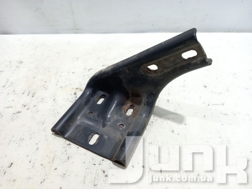 Кронштейн ролика сдвижной двери (нижний) для Mercedes W639 Vito oe A6397630114 запчасти бу Кронштейн ролика сдвижной двери (нижний) для Mercedes W639 Vito oe A6397630114 разборка бу