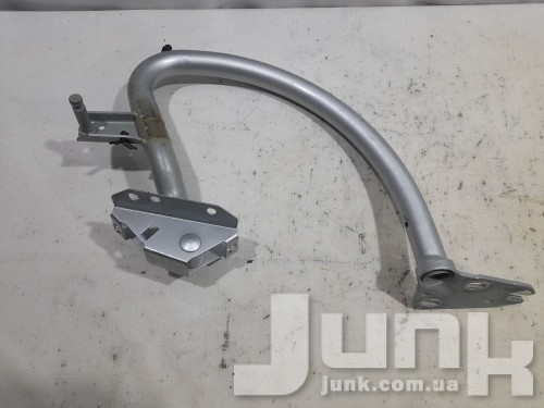 Петля крышки багажника правая для Audi S5 B8 oe 8T0827302C запчасти бу Петля крышки багажника правая для Audi S5 B8 oe 8T0827302C разборка бу