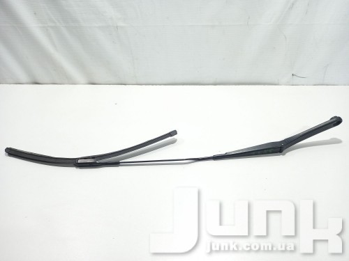 Рычаг поводок (щетко-держатель) правый для Audi S5 B8 oe 8T1955408A запчасти бу Рычаг поводок (щетко-держатель) правый для Audi S5 B8 oe 8T1955408A разборка бу