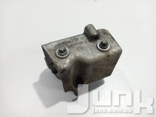 Кронштейн egr для Mercedes W639 Vito oe A6461420042 разборка бу