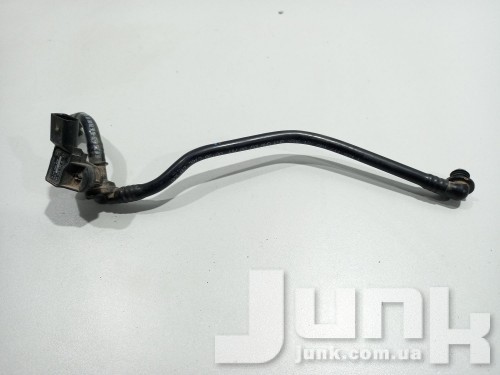 Вакуумная магистраль с обратным клапаном для Audi Q5 oe 8R1611931L разборка бу