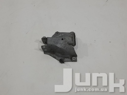 Кронштейн подушки (опоры) двигателя левой для Audi Q5 oe 8K0399059 разборка бу