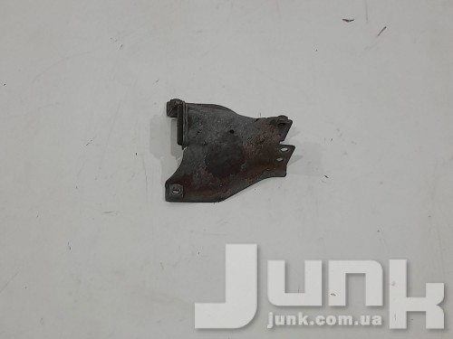 Кронштейн подушки (опоры) двигателя правой для Audi Q5 oe 8K0399060A разборка бу