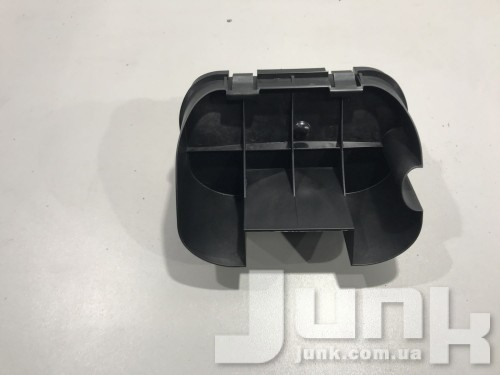 Заглушка крышки багажника oe 4G5827569A разборка бу