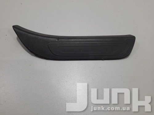 Накладка  порога внутренняя  правая oe 8R0853376 разборка бу