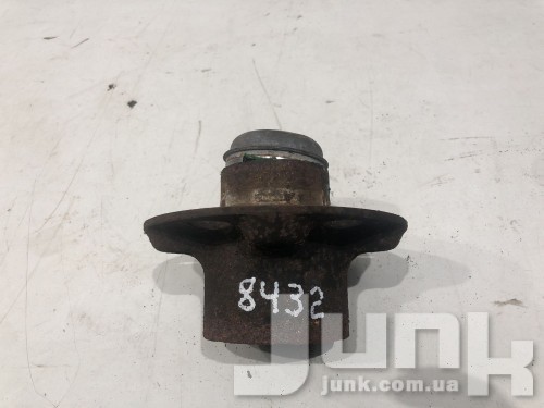 Ступица передняя левая/правая для Mercedes W221 oe A2213300225 запчасти бу Ступица передняя левая/правая для Mercedes W221 oe A2213300225 разборка бу