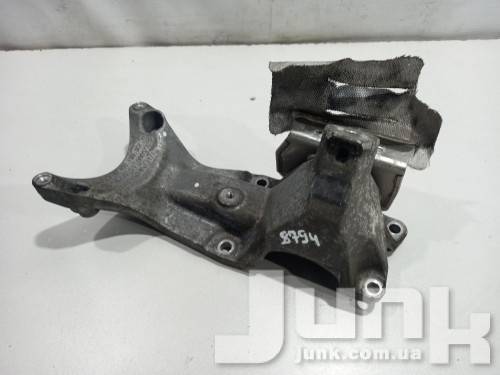 Кронштейн двигателя левый для Audi A7 4G8 oe 4G0199307H разборка бу