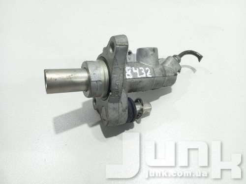 Главный тормозной цилиндр для Mercedes W221 oe A2214300301 запчасти бу Главный тормозной цилиндр для Mercedes W221 oe A2214300301 разборка бу