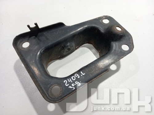 Опорный кронштейн левый для Вольксваген Golf MK7 oe 1K0505129L запчасти бу Опорный кронштейн левый для Вольксваген Golf MK7 oe 1K0505129L разборка бу