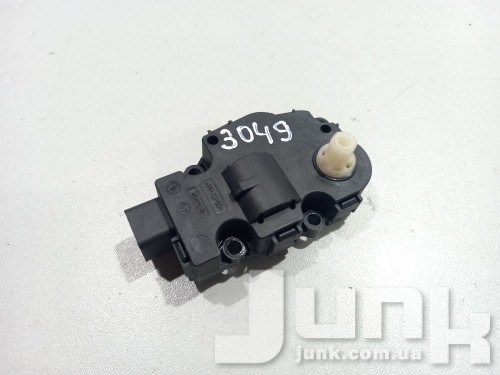 Сервопривод заслонки печки oe 8K0820511D запчасти бу Сервопривод заслонки печки oe 8K0820511D разборка бу