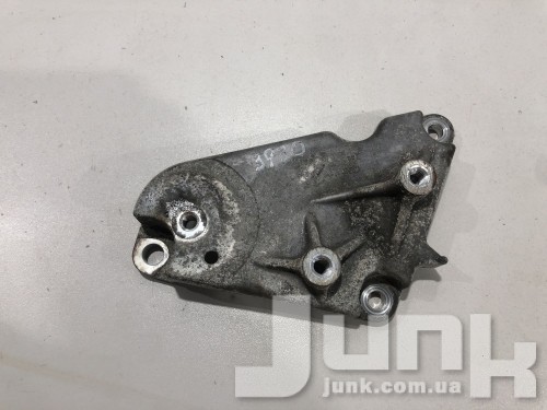 Кронштейн ролика натяжителя для Infiniti Q50 oe 11926EY00A запчасти бу Кронштейн ролика натяжителя для Infiniti Q50 oe 11926EY00A разборка бу