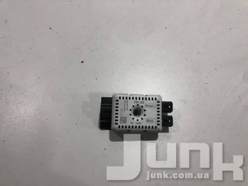 Помехоподавляющий фильтр для Вольксваген e-Golf oe 5Q0035570 разборка бу