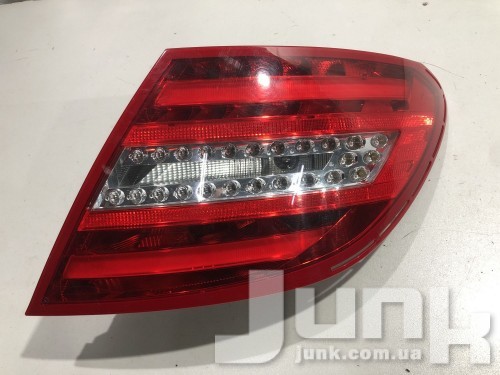 Фонарь правый в крыле для Mercedes W204 oe A2049060703 запчасти бу Фонарь правый в крыле для Mercedes W204 oe A2049060703 разборка бу