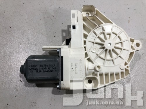 Моторчик стеклоподьемника задний правый oe 8K0959812A запчасти бу Моторчик стеклоподьемника задний правый oe 8K0959812A разборка бу