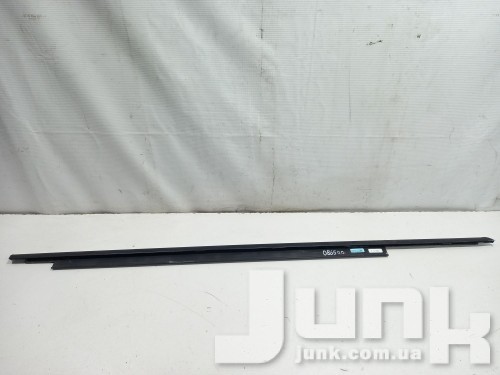 Молдинг стекла передней правой двери для Audi S4 B8 oe 8K0853284J2ZZ запчасти бу Молдинг стекла передней правой двери для Audi S4 B8 oe 8K0853284J2ZZ разборка бу