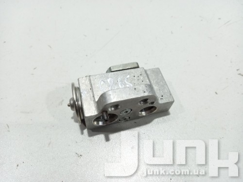 Клапан trv кондиционера для Audi S4 B8 oe 8T0820679 запчасти бу Клапан trv кондиционера для Audi S4 B8 oe 8T0820679 разборка бу