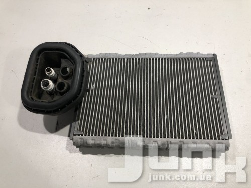 Испаритель кондиционера для Mercedes W204 oe A2048300058 разборка бу