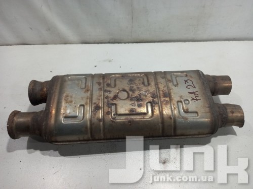 Глушитель средний для Mercedes W204 oe A2044908659 разборка бу